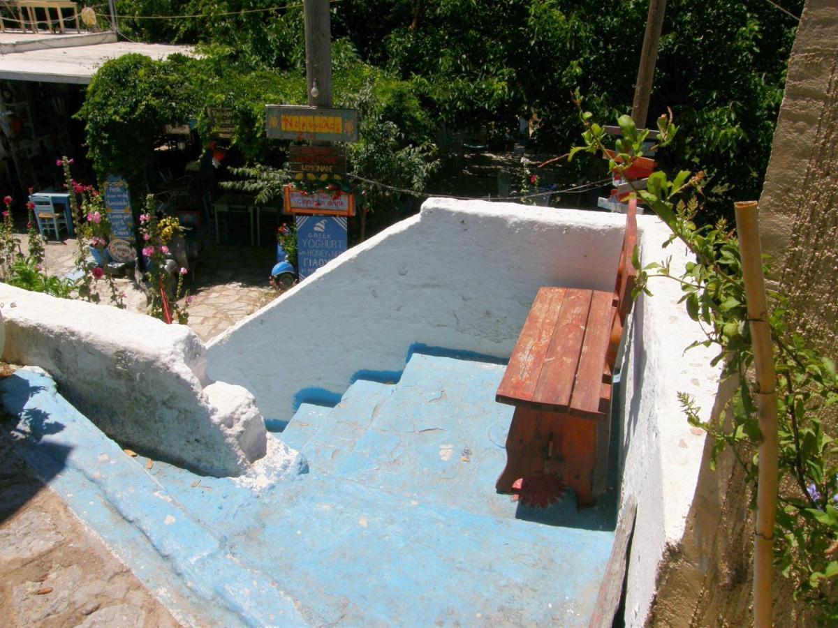 The Water Mill Cottage Lagoudi Zia Bagian luar foto